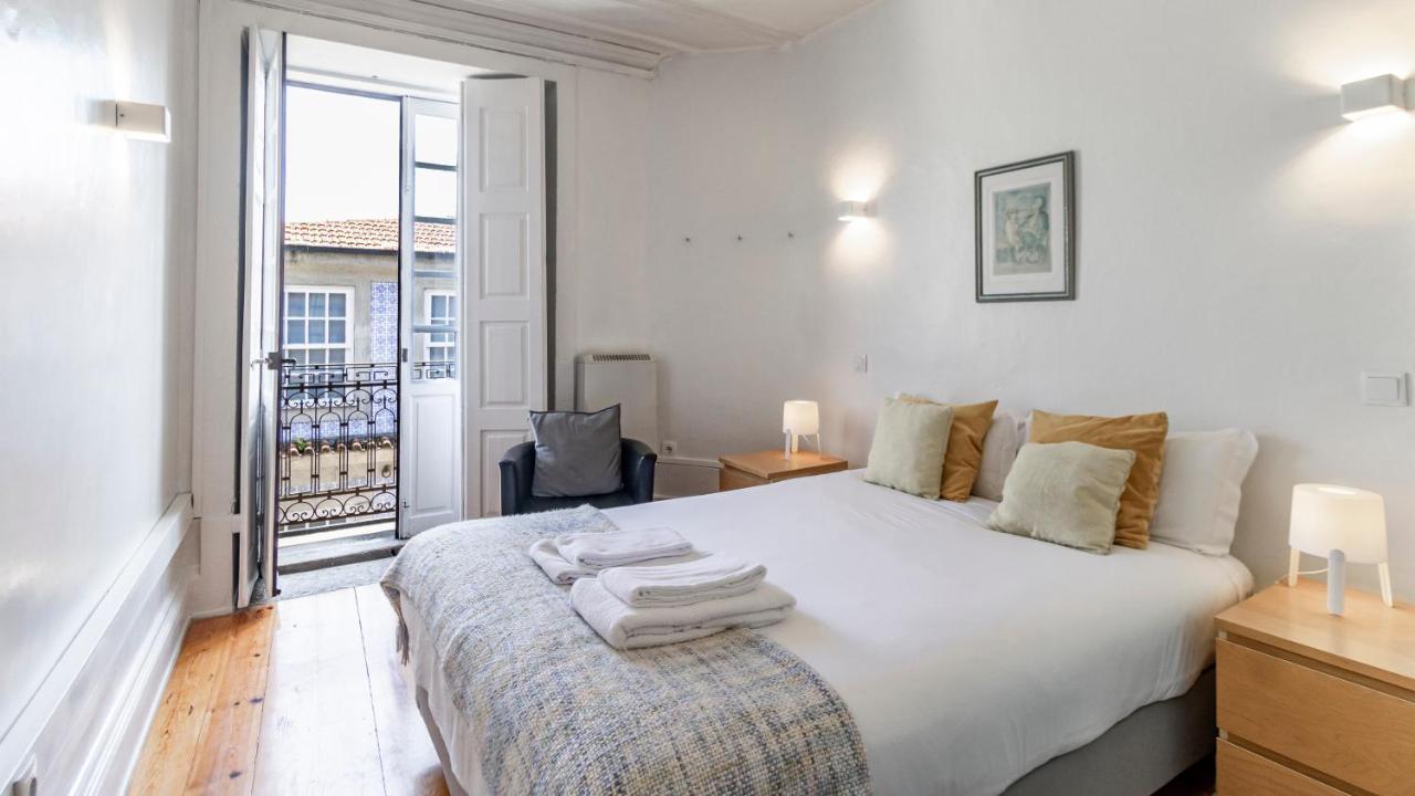 Porto 61 - Bright 2Br W/ Balcony By Lovelystay Exteriör bild