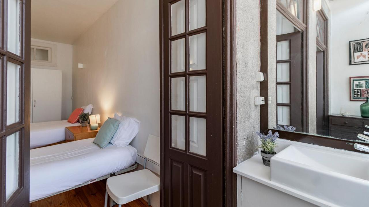Porto 61 - Bright 2Br W/ Balcony By Lovelystay Exteriör bild