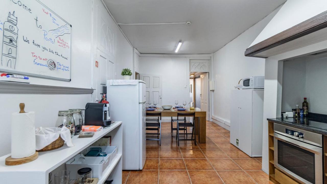 Porto 61 - Bright 2Br W/ Balcony By Lovelystay Exteriör bild
